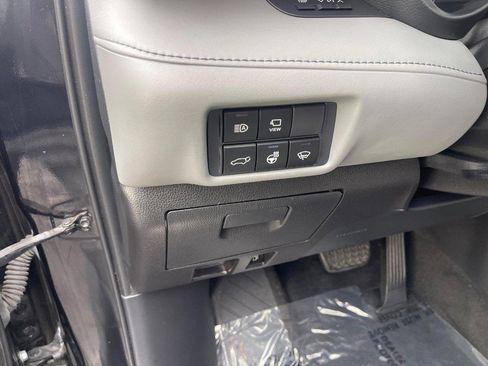 Used 2021 Toyota Highlander Platinum image 23