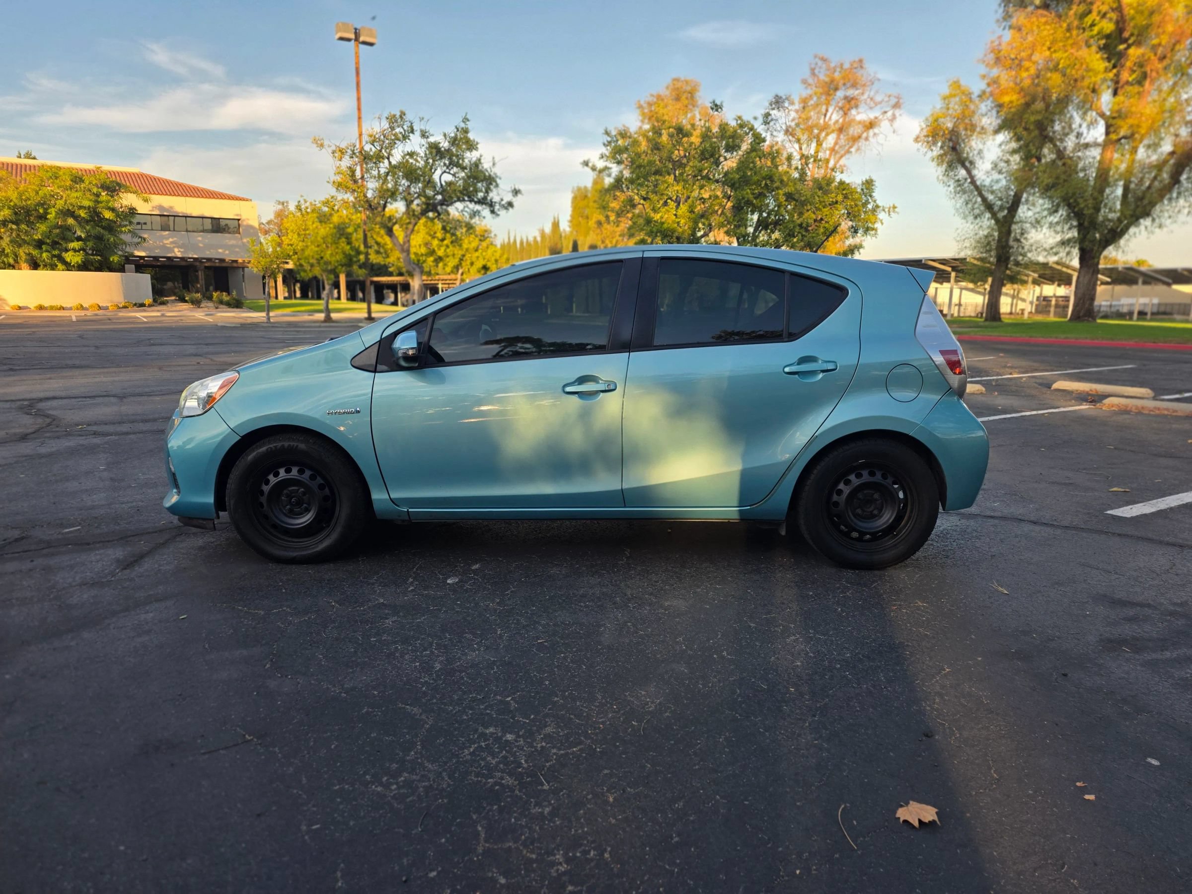 Used 2013 Toyota Prius C Two FWD image 7