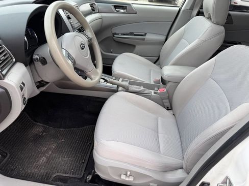Used 2013 Subaru Forester 2.5X Premium w/ All-Weather Plus Pkg image 14