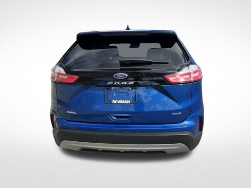 Used 2021 Ford Edge SEL w/ Convenience Package image 4