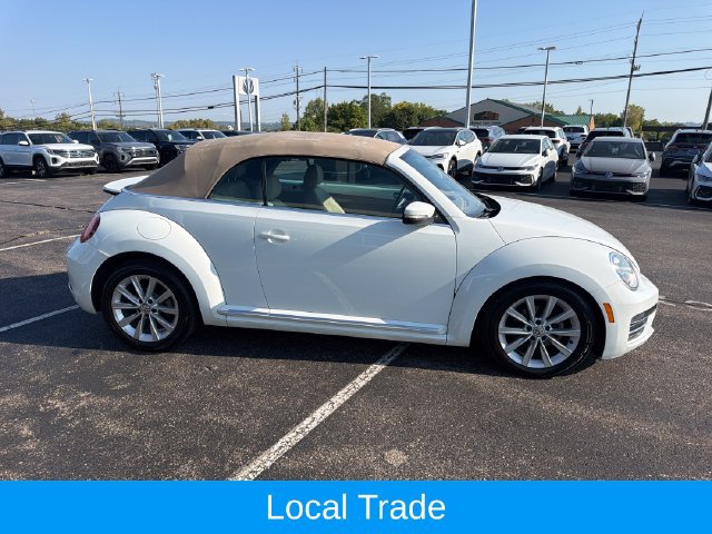 Used 2018 Volkswagen Beetle 2.0T S w/ Style & Comfort Package FWD image 2