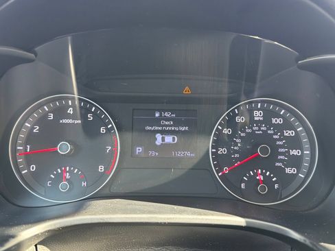 Used 2019 Kia Forte LXS FWD image 13