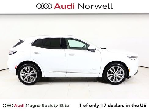 Used 2022 Buick Envision Avenir w/ Technology Package II AWD/4WD image 18