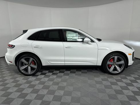 Certified 2025 Porsche Macan S image 8
