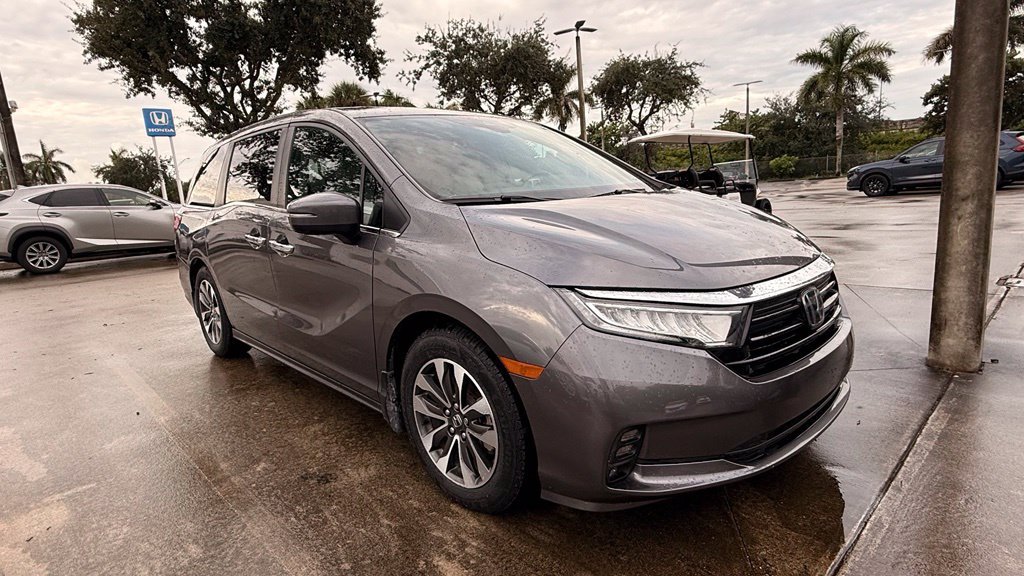 Used 2023 Honda Odyssey EX-L image 4