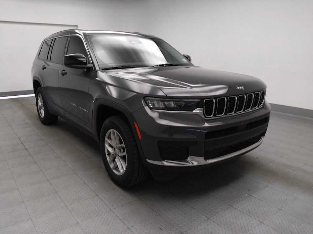 Used 2024 Jeep Grand Cherokee L Laredo AWD/4WD image 13