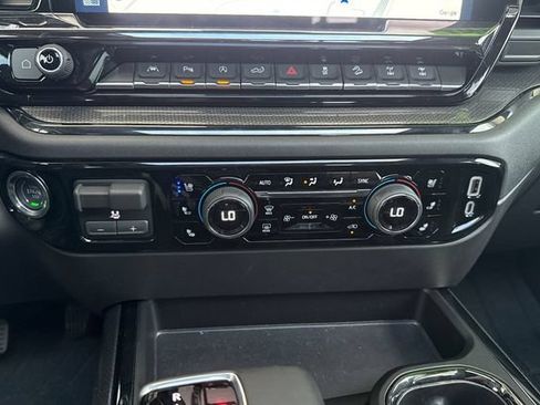 Used 2026 Chevrolet Silverado 1500 ZR2 AWD/4WD image 26