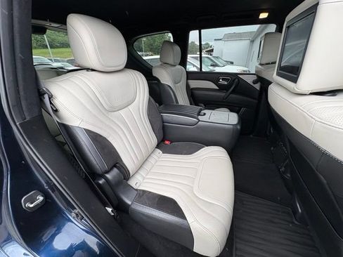 Used 2019 INFINITI QX80 Limited w/ All-Season Package AWD/4WD image 32