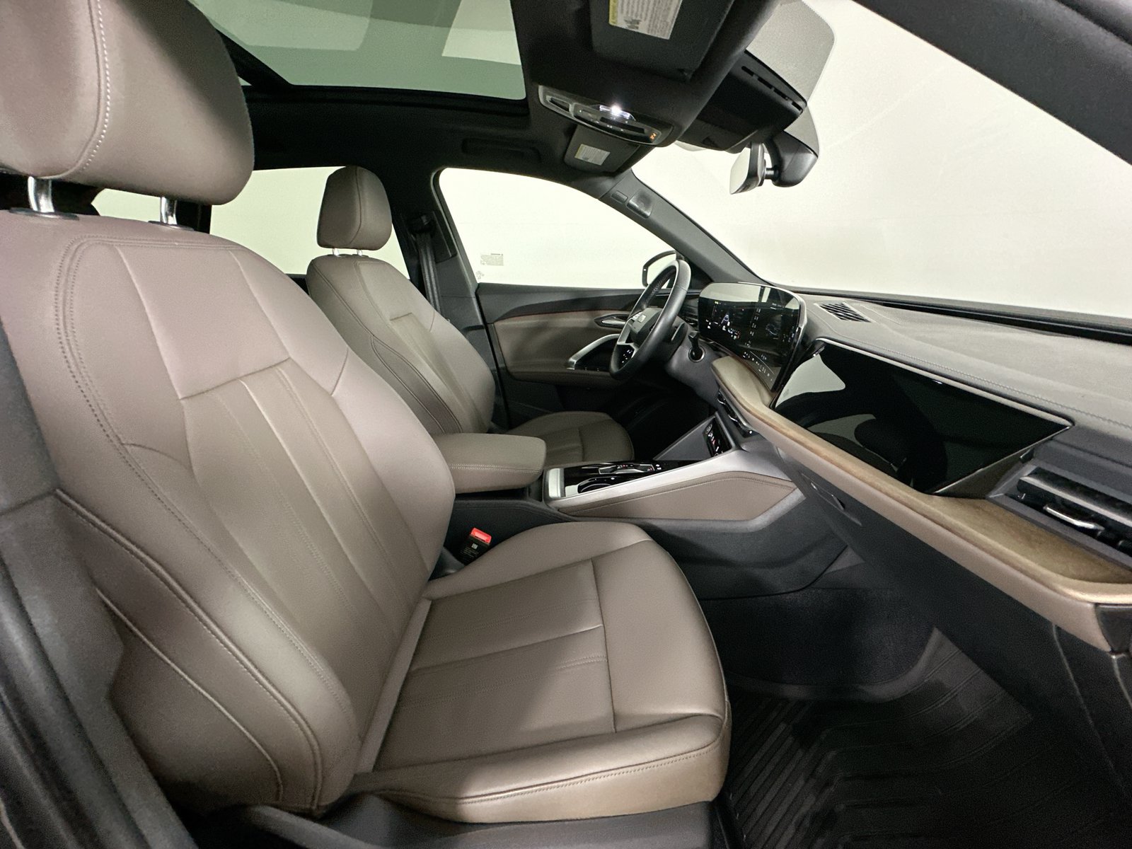 Certified 2025 Audi Q5 Premium Plus w/ Premium Plus AWD/4WD image 43