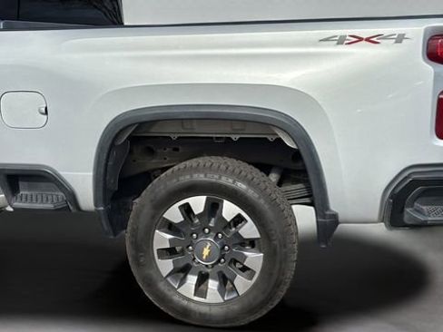 Used 2021 Chevrolet Silverado 2500 Custom w/ Custom Value Package image 27