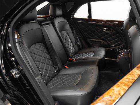 Used 2016 Bentley Mulsanne Speed image 76