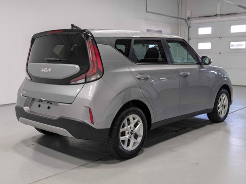 Certified 2024 Kia Soul S FWD image 8