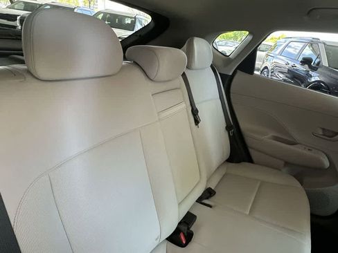 Used 2024 Hyundai Kona SEL image 26