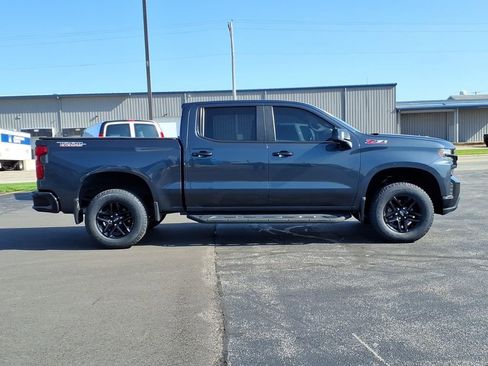 Certified 2021 Chevrolet Silverado 1500 LT Trail Boss w/ Convenience Package II AWD/4WD image 4