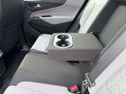 Certified 2023 Chevrolet Equinox LS AWD/4WD image 12