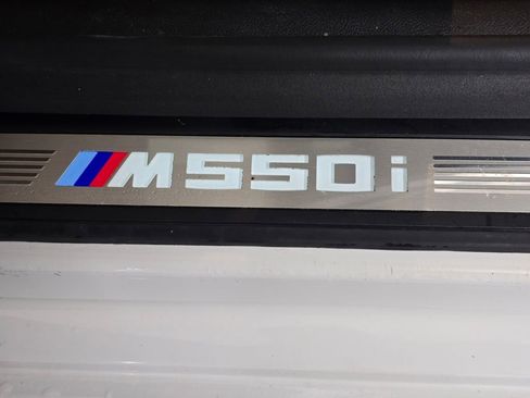 Used 2021 BMW M550i xDrive w/ Executive Package image 19