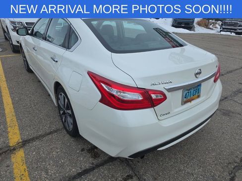 Used 2017 Nissan Altima 2.5 SL image 6