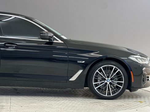 Used 2023 BMW 530e w/ Convenience Package RWD image 34