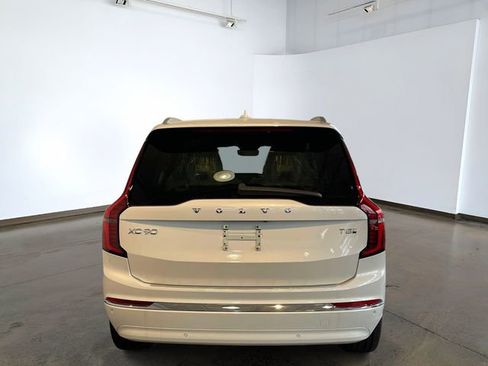 New 2026 Volvo XC90 T8 Ultra w/ Protection Package Premier AWD/4WD image 5
