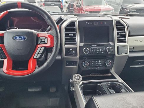 Used 2018 Ford F250 Lariat w/ Lariat Value Package image 7