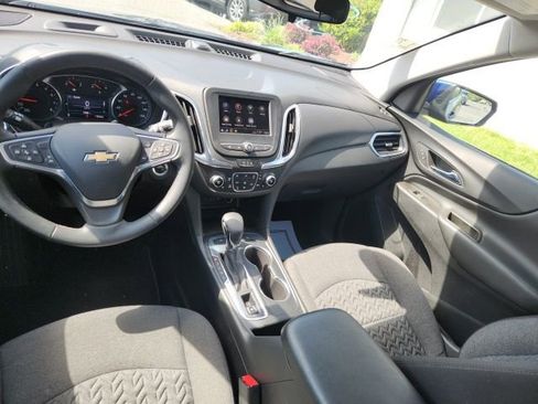 Used 2023 Chevrolet Equinox LT AWD/4WD image 11