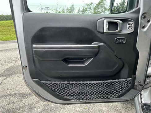 Used 2020 Jeep Gladiator Sport w/ Quick Order Package 24S image 21