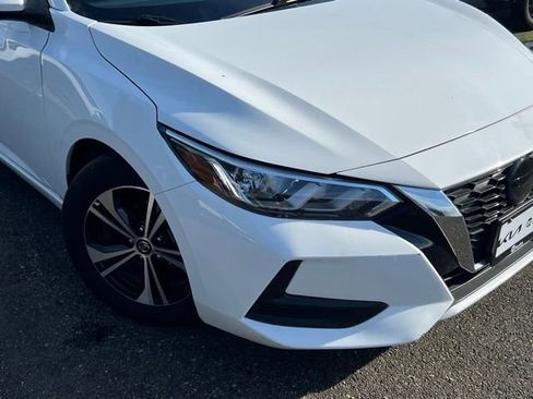 Used 2023 Nissan Sentra SV image 2