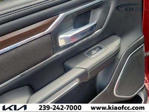 Used 2022 RAM 1500 Laramie AWD/4WD image 12