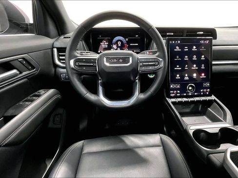 Used 2026 GMC Terrain Elevation w/ Elevation Premium Package FWD image 6
