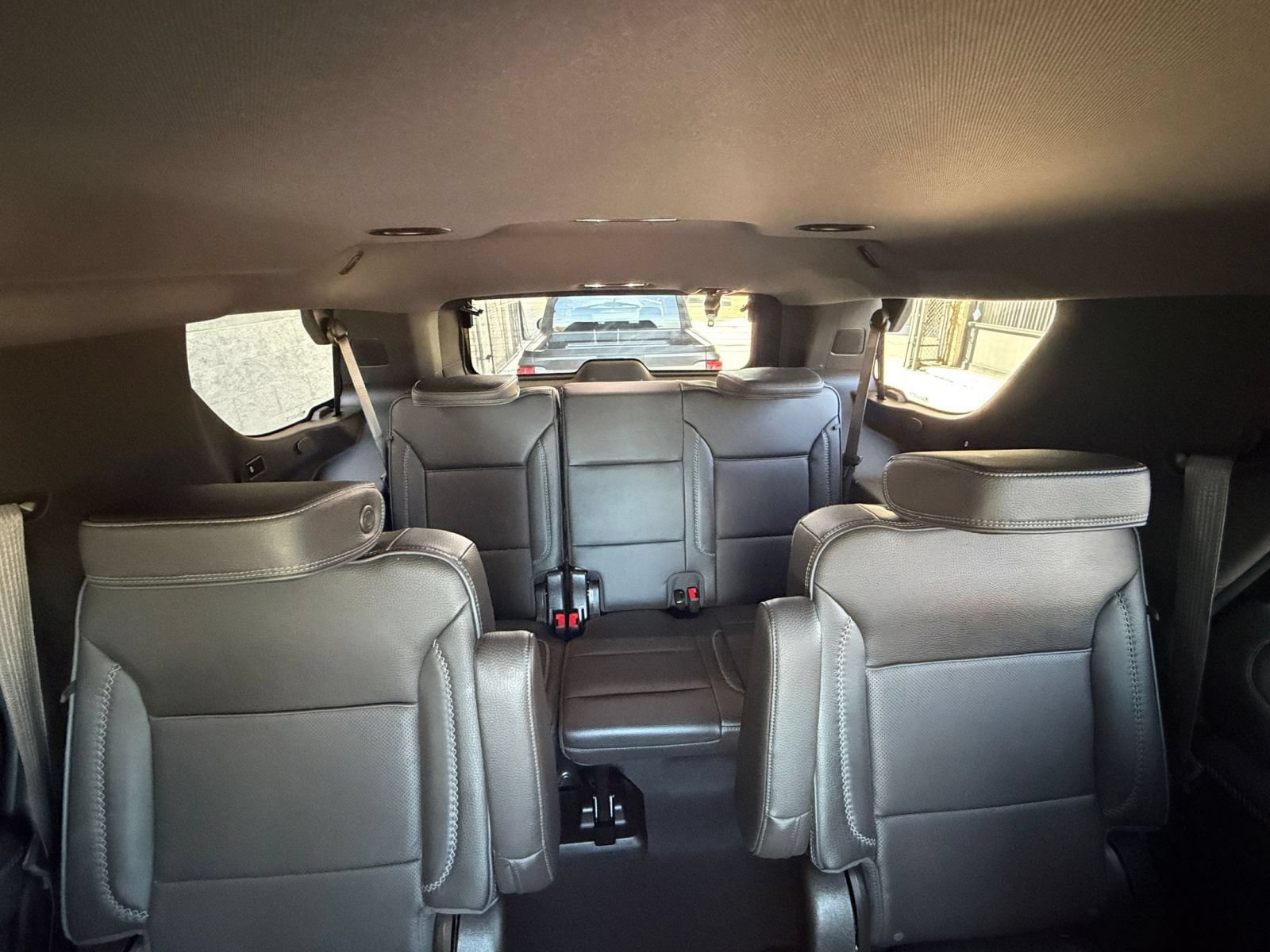 Used 2023 GMC Yukon Denali AWD/4WD image 30