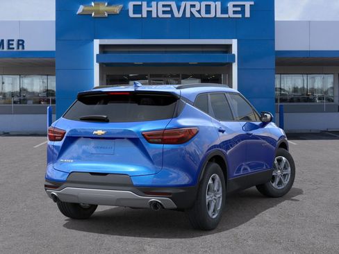 Used 2025 Chevrolet Blazer LT w/ Convenience Package image 38