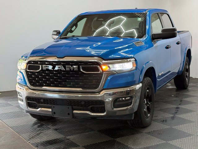 Used 2025 RAM 1500 Big Horn AWD/4WD image 6
