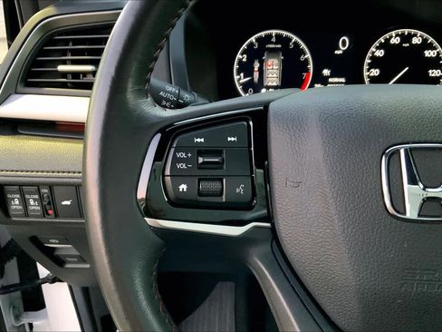 Used 2025 Honda Odyssey Sport-L image 23