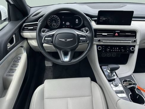 Used 2025 Genesis G70 2.5T AWD/4WD image 10