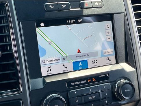 Used 2019 Ford F150 XLT w/ Equipment Group 302A Luxury AWD/4WD image 13