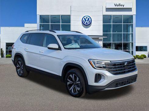 New 2026 Volkswagen Atlas SE image 1