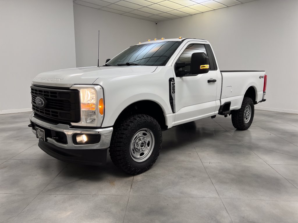 Used 2023 Ford F250 XL w/ XL Chrome Package AWD/4WD image 4