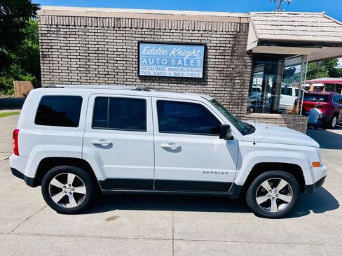 Used 2016 Jeep Patriot High Altitude FWD image 2