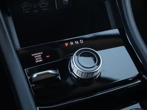 Used 2023 Jeep Grand Cherokee Limited w/ Black Appearance Package AWD/4WD image 21