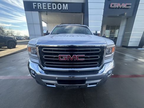 Used 2015 GMC Sierra 2500 SLT w/ Duramax Plus Package image 5