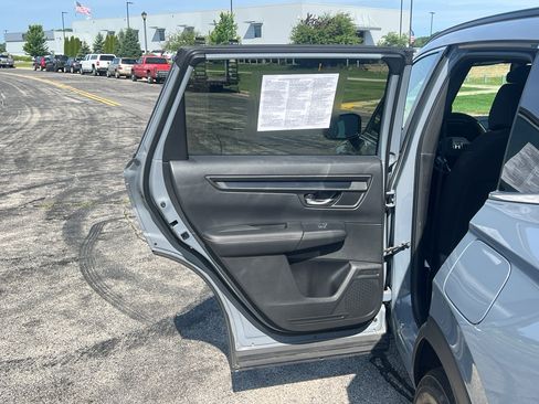 Used 2024 Honda CR-V Sport image 32