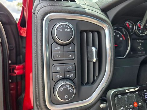 Used 2021 Chevrolet Silverado 1500 LT Trail Boss AWD/4WD image 24
