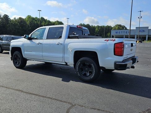 Used 2018 Chevrolet Silverado 1500 LT w/ All Star Edition image 8