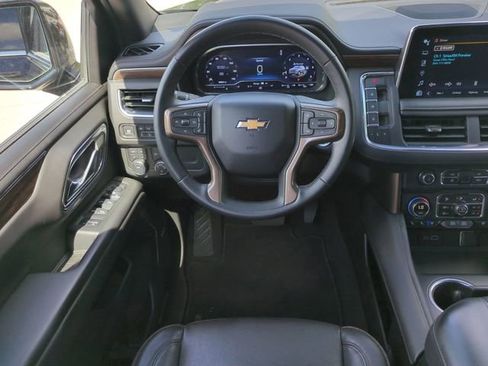 Used 2024 Chevrolet Tahoe High Country AWD/4WD image 19