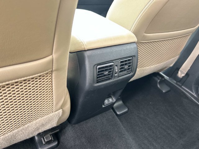 Used 2022 Toyota 4Runner SR5 Premium w/ Moonroof Package AWD/4WD image 18
