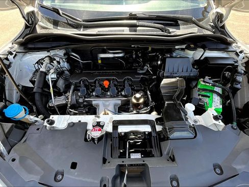 Used 2022 Honda HR-V LX image 9