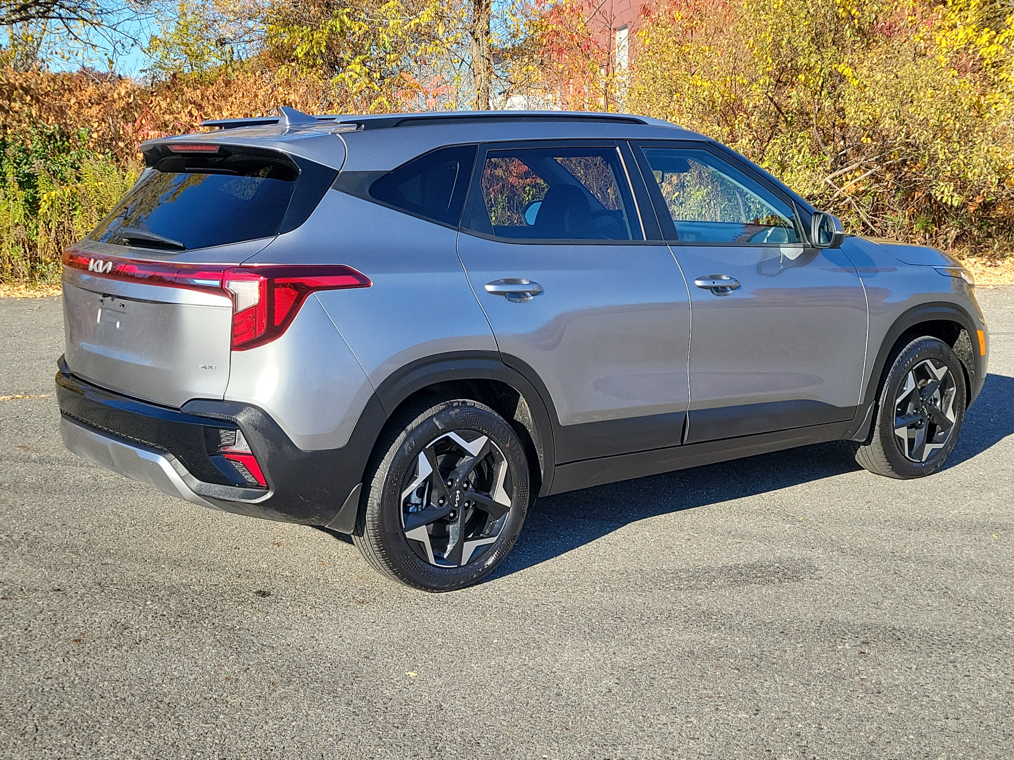 Used 2026 Kia Seltos S AWD/4WD image 5