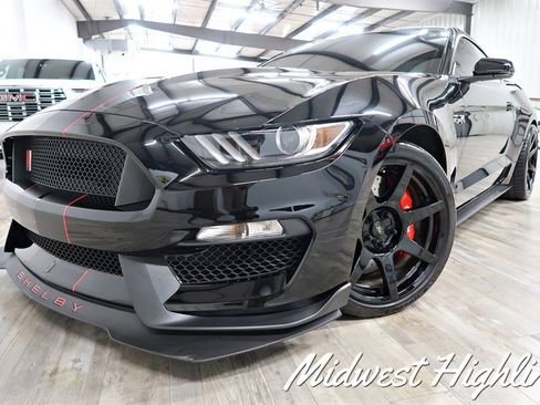 Used 2017 Ford Mustang Shelby GT350R w/ Equipment Group 920A image 2