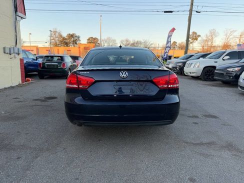 Used 2012 Volkswagen Passat 2.5 S image 7