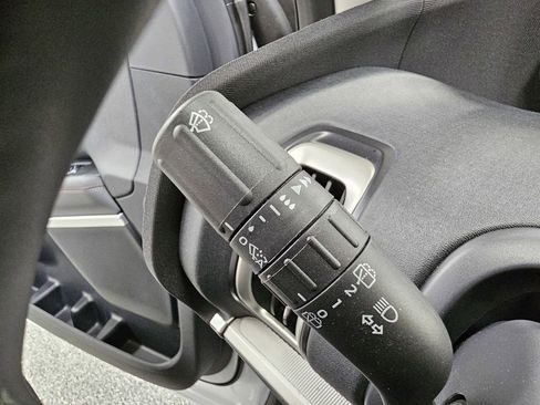 Used 2025 Ford Expedition Active AWD/4WD image 34